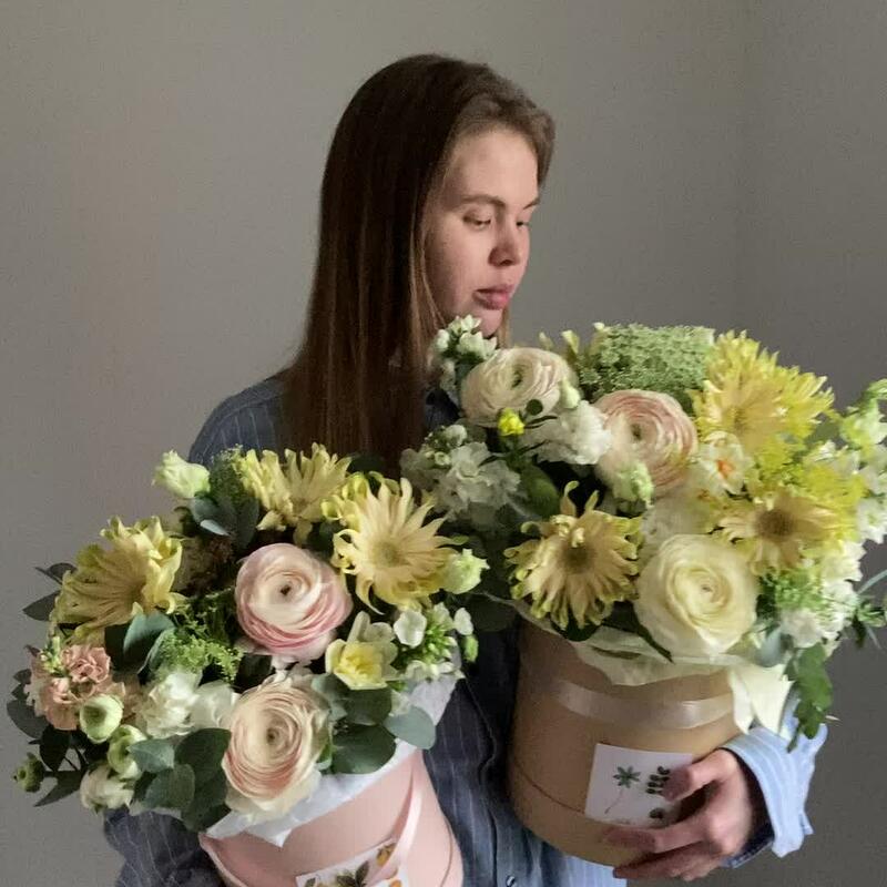 Ароматный сад - Ранункулюсы, нарциссы и маттиола